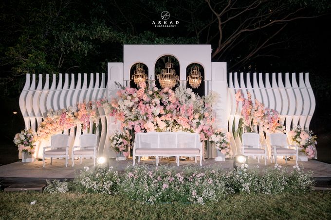 THE WEDDING OF  SHERINA & RAFLI by Decor Everywhere - 007