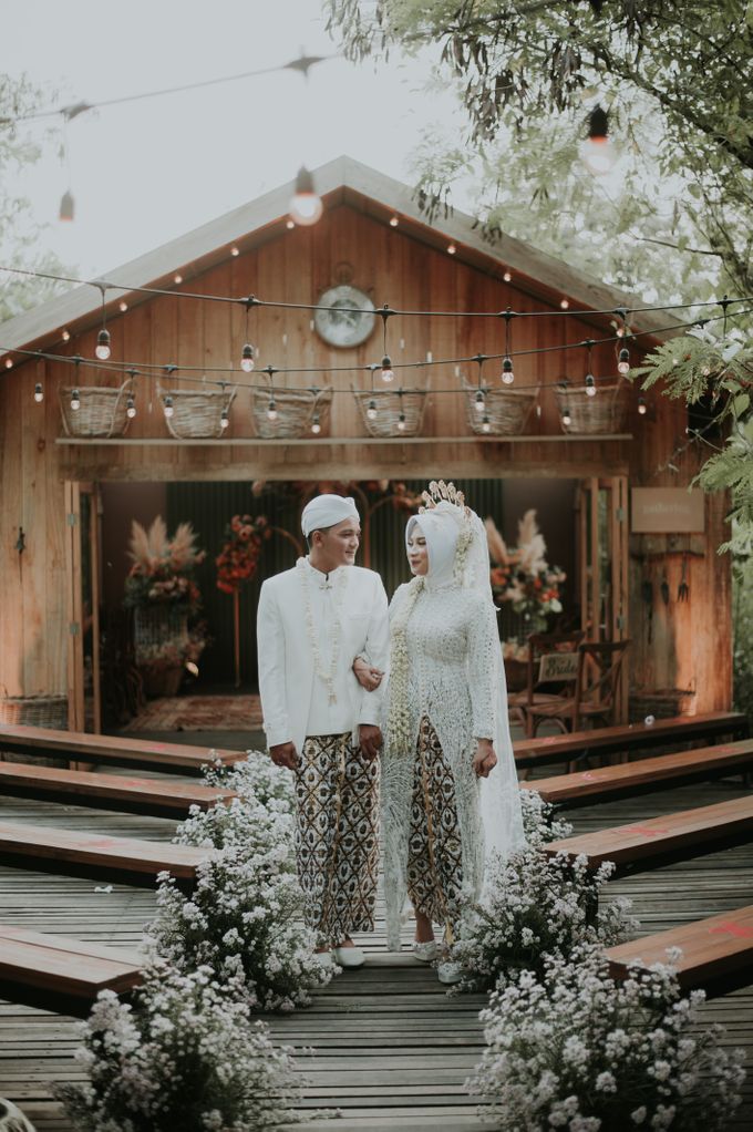 Inggar & Haris Wedding by Barn Event Hire - 001 Inggar & Haris Wedding by Barn Event Hire - 001