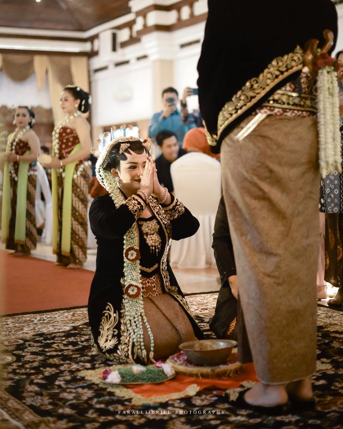 The Wedding of Tyas & Aji by Obong Management - 012 The Wedding of Tyas & Aji by Obong Management - 012