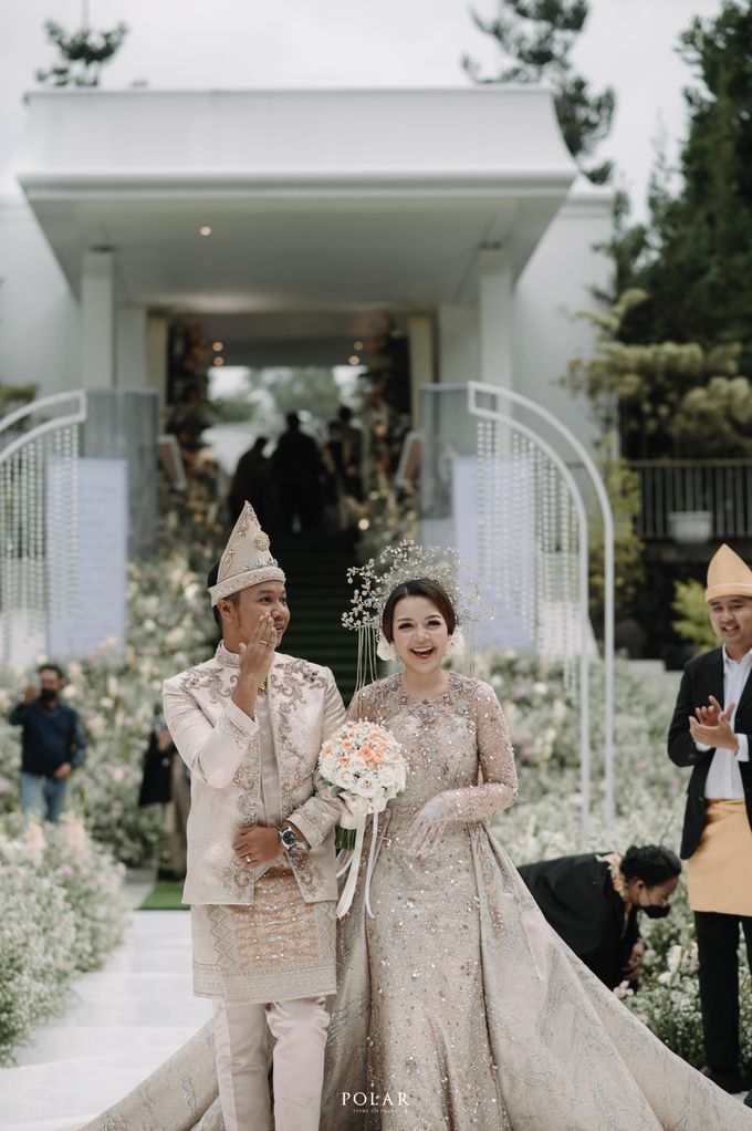 Nadia & Denny Wedding Decoration at Gedong Putih by Laviena Wedding Gallery - 011 Nadia & Denny Wedding Decoration at Gedong Putih by Laviena Wedding Gallery - 011