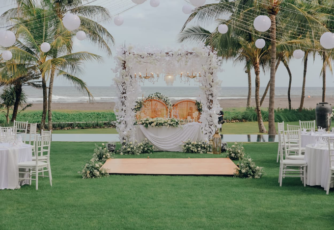 The Wedding of Yogi & Alessandra by Dona Wedding Decoration & Planner - 006 The Wedding of Yogi & Alessandra by Dona Wedding Decoration & Planner - 006