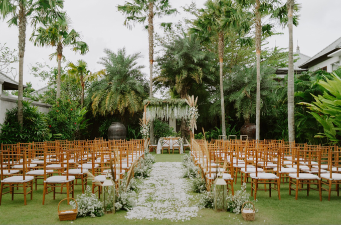The Wedding of Rafif & Varian by Dona Wedding Decoration - 003 The Wedding of Rafif & Varian by Dona Wedding Decoration - 003