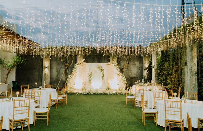 The Wedding of Rafif & Varian by Dona Wedding Decoration - 004 The Wedding of Rafif & Varian by Dona Wedding Decoration - 004
