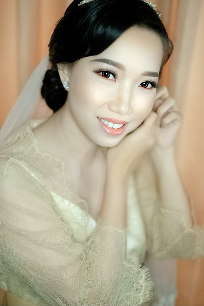 Grey & Holly 08.09.2019 by Donna Liong MakeupArtist - 001 Grey & Holly 08.09.2019 by Donna Liong MakeupArtist - 001