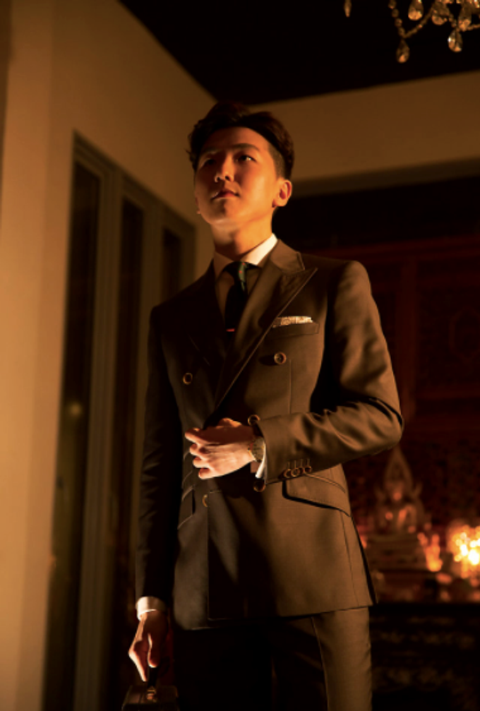 Brown Double breasted lookbook by Made Suits - 003 Brown Double breasted lookbook by Made Suits - 003
