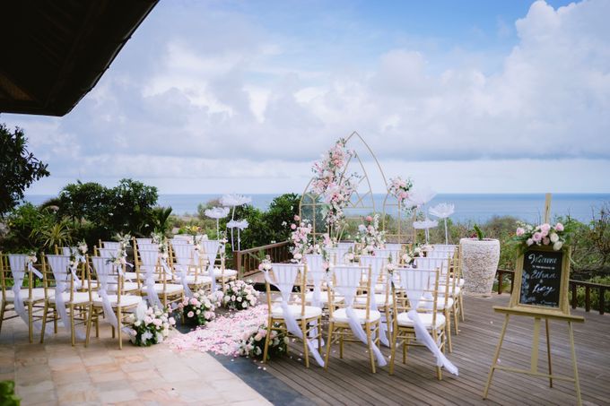 Intimate Wedding of Ethan & Lucy by Bali Wedding Atelier - 005 Intimate Wedding of Ethan & Lucy by Bali Wedding Atelier - 005