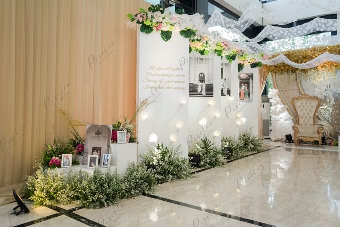 Royal Kuningan, 27 Jul '19 by Pisilia Wedding Decoration - 001 Royal Kuningan, 27 Jul '19 by Pisilia Wedding Decoration - 001