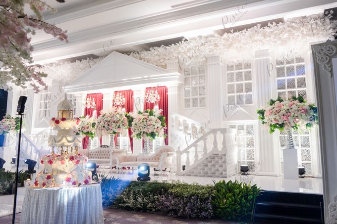 Royal Kuningan, 27 Jul '19 by Pisilia Wedding Decoration - 008 Royal Kuningan, 27 Jul '19 by Pisilia Wedding Decoration - 008