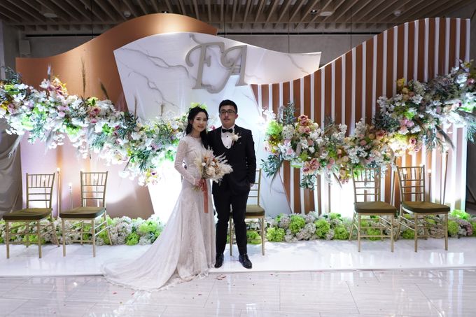 Wedding of Nando & Tika @Harris Cafe Puri Mansion by Sola Fide Organizer - 028 Wedding of Nando & Tika @Harris Cafe Puri Mansion by Sola Fide Organizer - 028