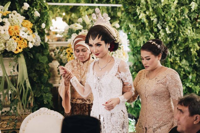 Javanese Wedding Jogja Culture by HR Team Wedding Group - 015 Javanese Wedding Jogja Culture by HR Team Wedding Group - 015