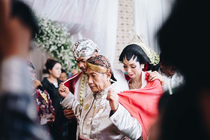 Javanese Wedding Jogja Culture by HR Team Wedding Group - 003 Javanese Wedding Jogja Culture by HR Team Wedding Group - 003