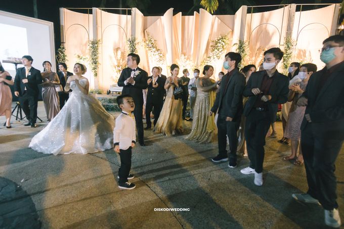 Sheraton Lampung | Intimate Yogi & Yovi by diskodiwedding - 013 Sheraton Lampung | Intimate Yogi & Yovi by diskodiwedding - 013