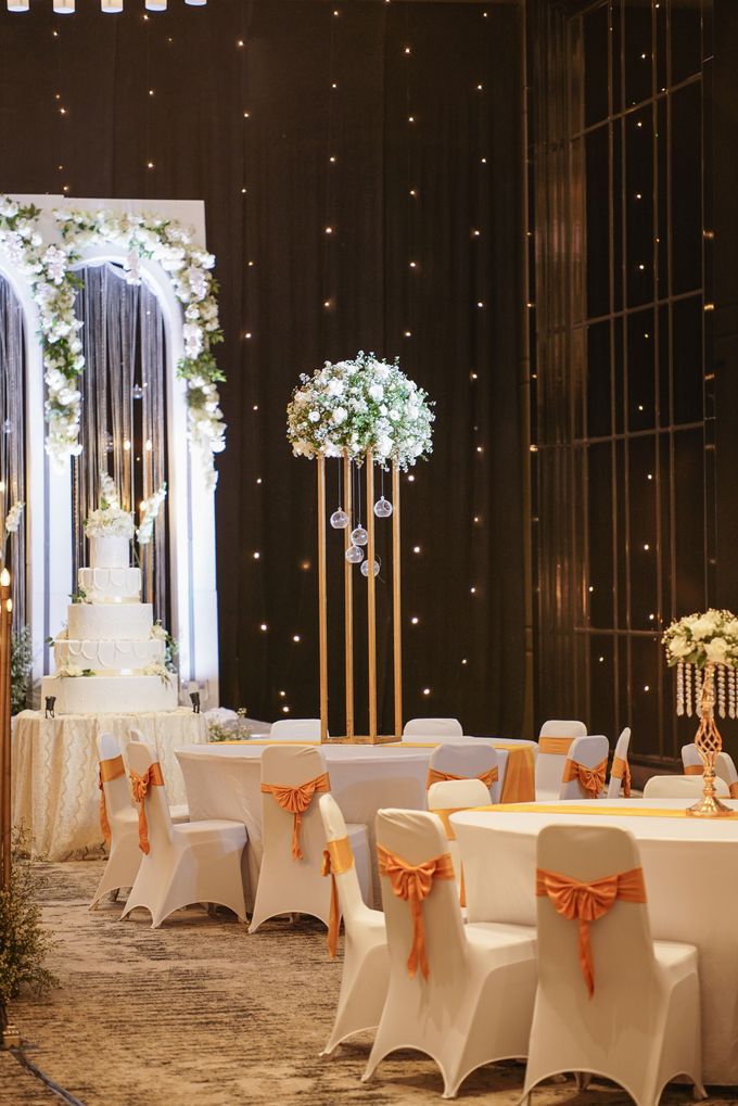 KINO BALLROOM - THE WEDDING OF K & J by GLORIOSA DECORATION - 009