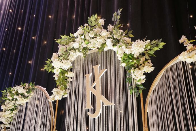 KINO BALLROOM - THE WEDDING OF K & J by GLORIOSA DECORATION - 015