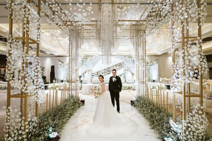 Ayana Midplaza - Timothy & Vanessa by Maestro Wedding Organizer - 050 Ayana Midplaza - Timothy & Vanessa by Maestro Wedding Organizer - 050