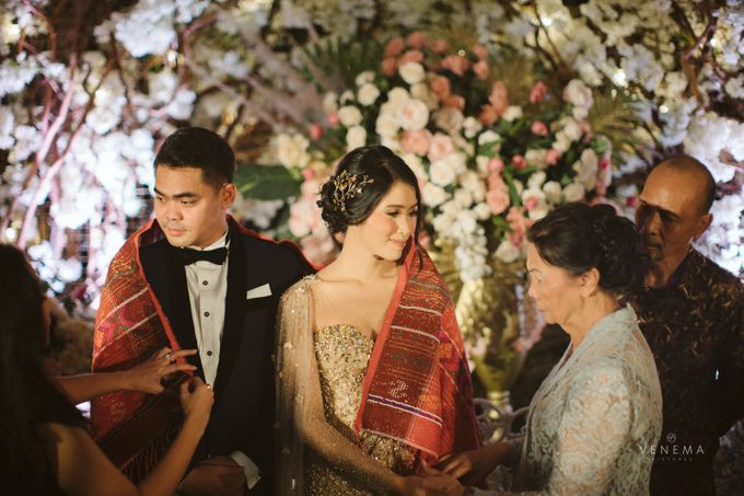 Ana & Adie Wedding by Akuwedding - 016 Ana & Adie Wedding by Akuwedding - 016