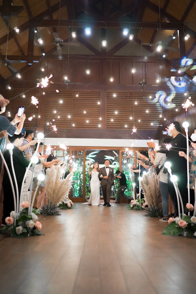 Robbyn & Jessica Wedding Reception by Golf Graha Famili - 003 Robbyn & Jessica Wedding Reception by Golf Graha Famili - 003
