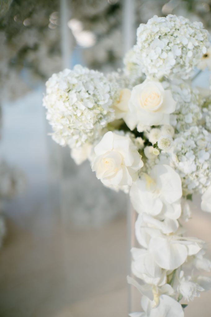 Jerry & Sinta Holy Matrimony Decoration at Ritz Carlton Bali by Infinity Wedding Planner - 014
