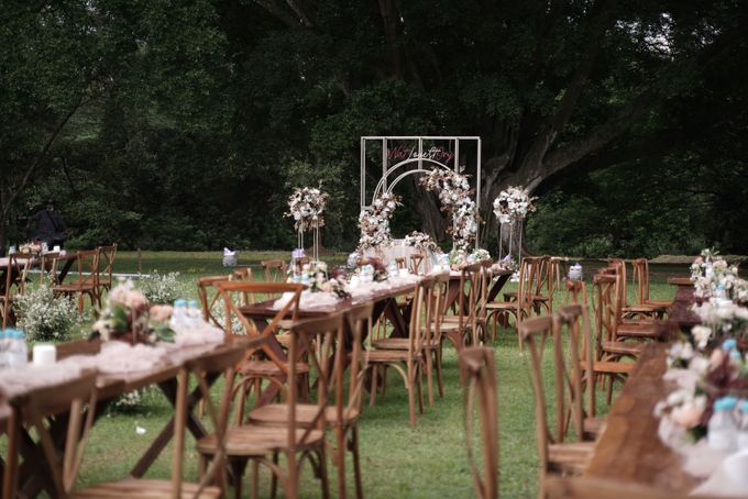 Oryza & Natasha Wedding At Hutan KM5 by Fiori.Co - 004 Oryza & Natasha Wedding At Hutan KM5 by Fiori.Co - 004