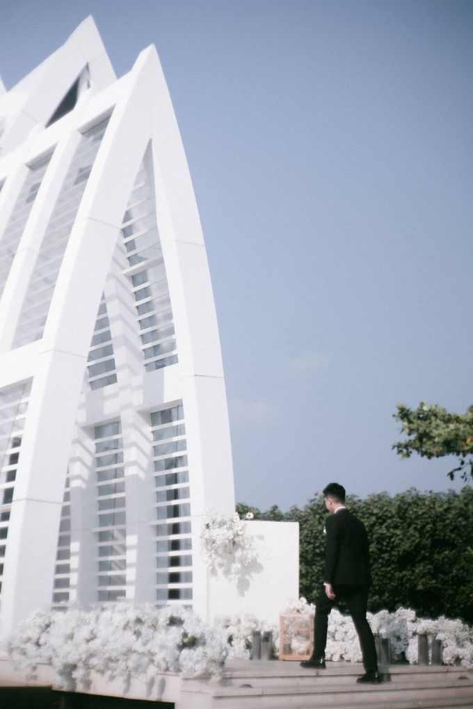 Jerry & Sinta Holy Matrimony Decoration at Ritz Carlton Bali by Infinity Wedding Planner - 023