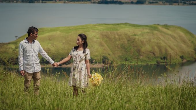 Prewed Batak Danau Toba by tobature lake toba photography - 005