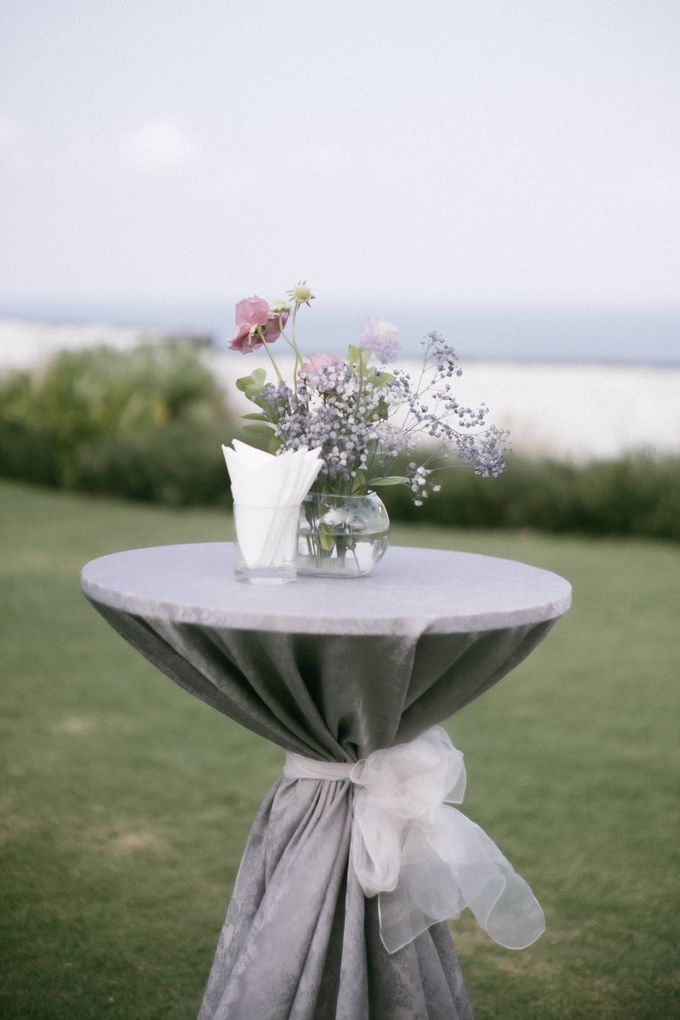 Jerry & Sinta Wedding Decoration at Ritz Carlton Bali by Valentine Wedding Decoration - 018 Jerry & Sinta Wedding Decoration at Ritz Carlton Bali by Valentine Wedding Decoration - 018