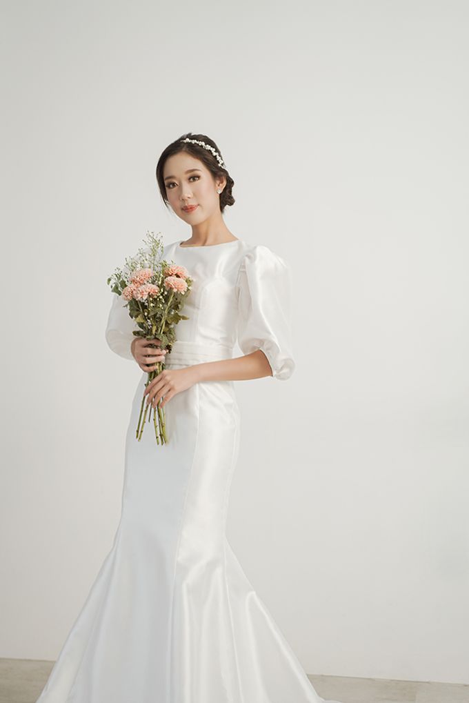 Intimate Wedding Gown / Korean Style Wedding Gown by NOMA Jewelry & Accessories - 003