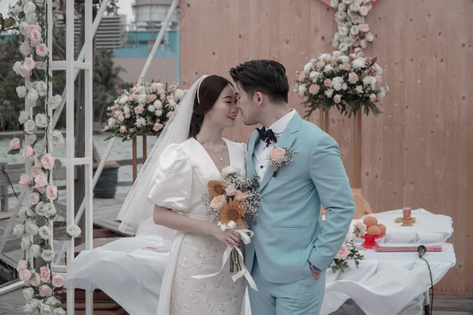 Wedding Day Hengky & virginia 17 Januari 2021 by D'banquet Pantai Mutiara - 009 Wedding Day Hengky & virginia 17 Januari 2021 by D'banquet Pantai Mutiara - 009