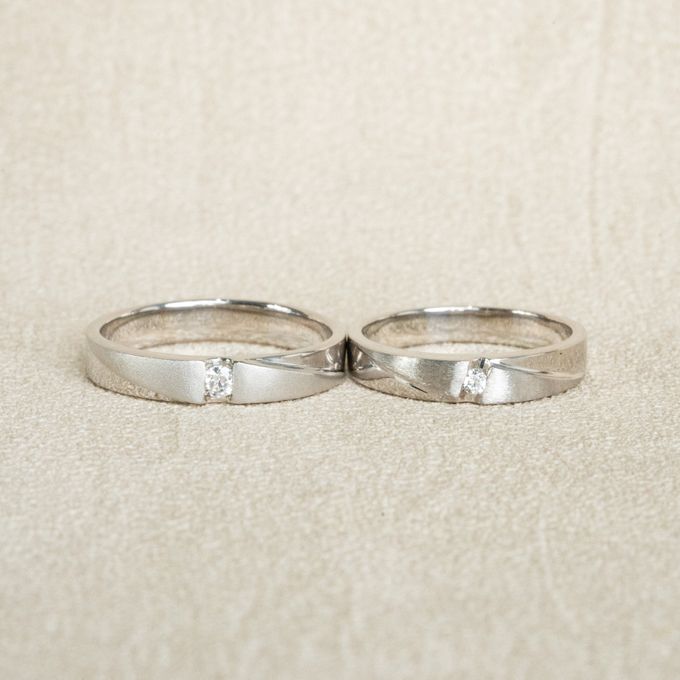 Wedding Ring Paket Seserahan by Emily Jewelry - 013 Wedding Ring Paket Seserahan by Emily Jewelry - 013