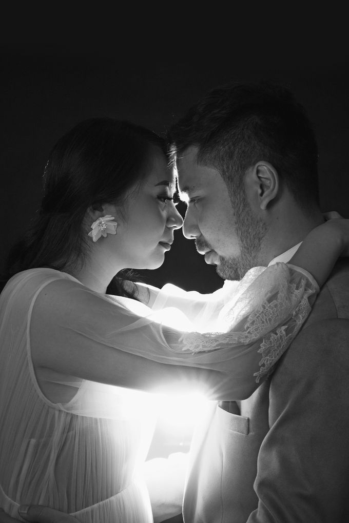 Welly & Censi Prewedding Indoor by Warna Project - 008 Welly & Censi Prewedding Indoor by Warna Project - 008