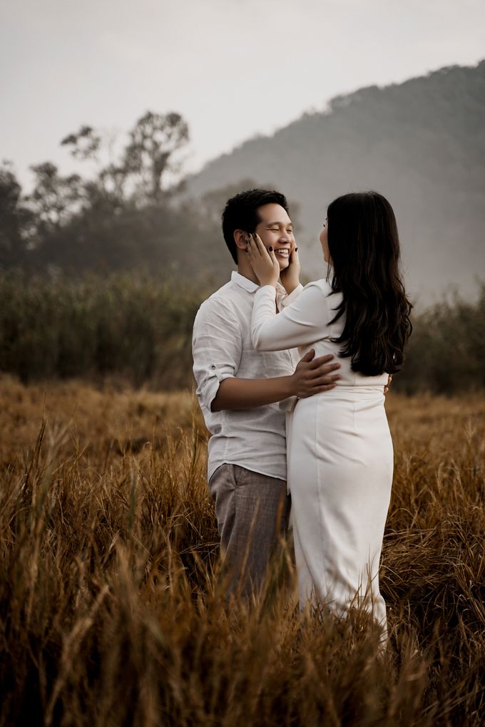 Michael & Marhensia Couple Session by IMPARTA.CO - 012 Michael & Marhensia Couple Session by IMPARTA.CO - 012