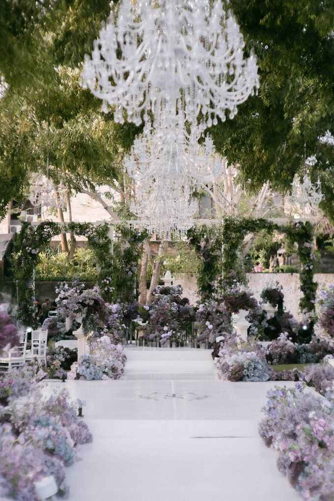 Jerry & Sinta Wedding Decoration at Ritz Carlton Bali by Valentine Wedding Decoration - 024 Jerry & Sinta Wedding Decoration at Ritz Carlton Bali by Valentine Wedding Decoration - 024