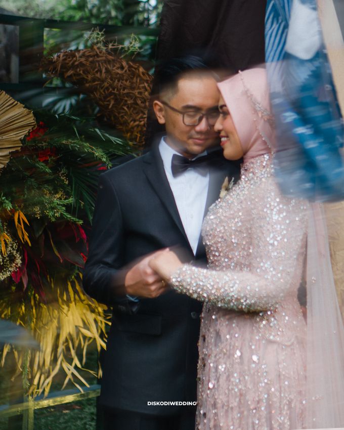 Taman Kajoe | Intimate Kendy & Dimas by diskodiwedding - 006