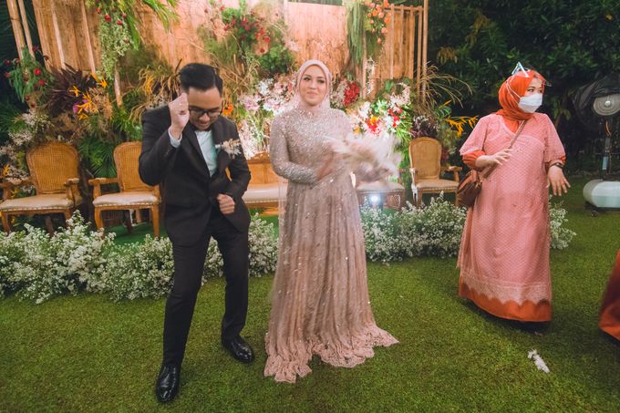 Taman Kajoe | Intimate Kendy & Dimas by diskodiwedding - 017