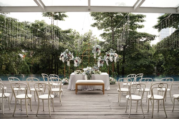 Intimate Wedding At Wyls Kitchen Pakubuwono by Fiori.Co - 010 Intimate Wedding At Wyls Kitchen Pakubuwono by Fiori.Co - 010
