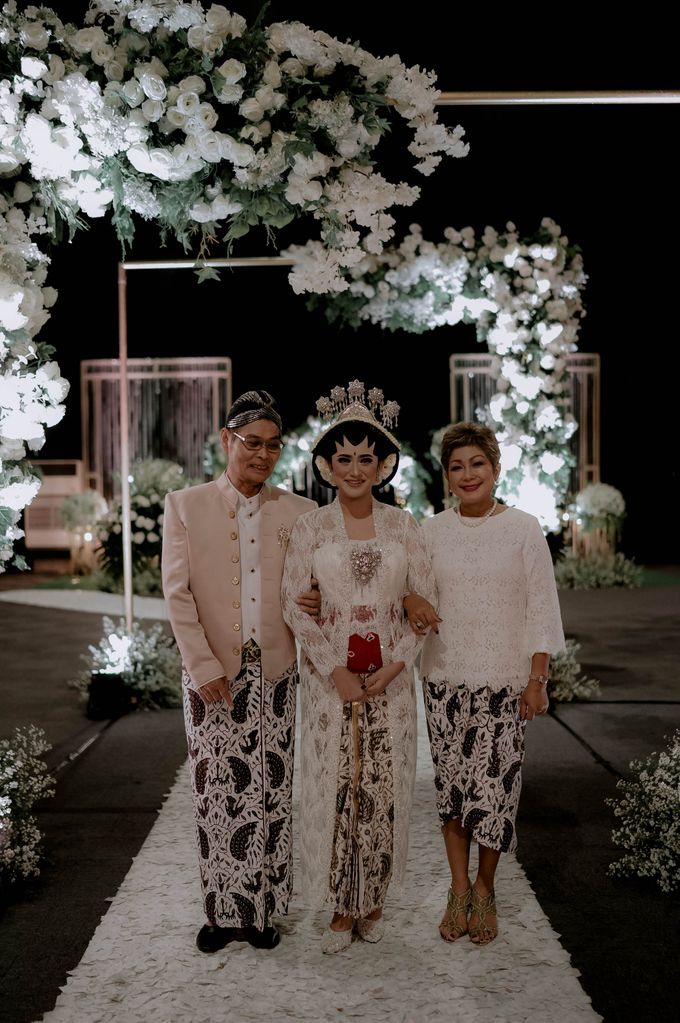 Devita & Ivan Wedding by Casablanca Design - 011 Devita & Ivan Wedding by Casablanca Design - 011