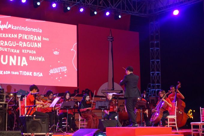 Nyalakan Indonesia by OCBC NISP by Mahawaditra Symphony Orchestra - 003