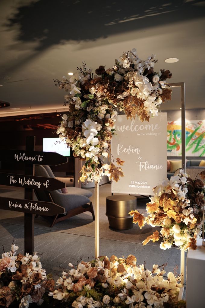 Kevin & Felicia Wedding At Summer Pool Swissotel by Fiori.Co - 007 Kevin & Felicia Wedding At Summer Pool Swissotel by Fiori.Co - 007