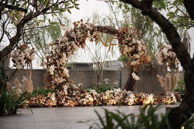 Kevin & Felicia Wedding At Summer Pool Swissotel by Fiori.Co - 003 Kevin & Felicia Wedding At Summer Pool Swissotel by Fiori.Co - 003