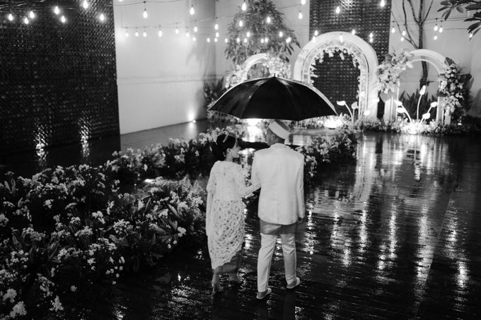 Intimate Wedding of Rinjani & Rey by Redflag Photography - 003