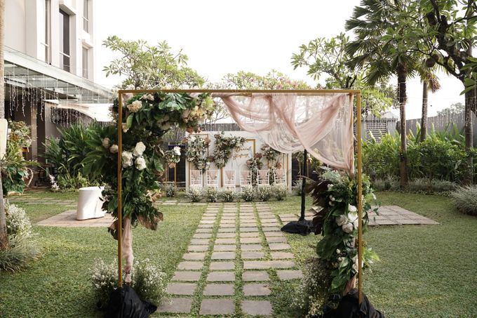 Daniel & Stefanny Wedding At Soll Marina by Soll Marina Hotel Serpong - 004 Daniel & Stefanny Wedding At Soll Marina by Soll Marina Hotel Serpong - 004