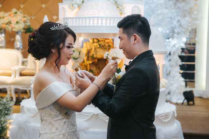 Resepsi dan Pemberkatan Irene & Adit at Central Resto by GoFotoVideo - 033 Resepsi dan Pemberkatan Irene & Adit at Central Resto by GoFotoVideo - 033