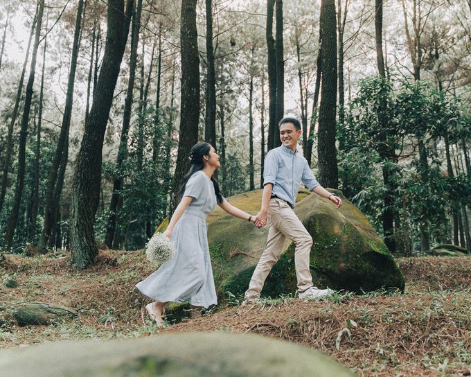 Kaleb & Eunike Pre-Wedding Photoshoot by Dustin Hendarlim - 004