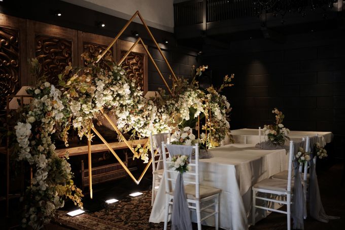 Toby & Tami Wedding At Kembang Goela by Fiori.Co ...