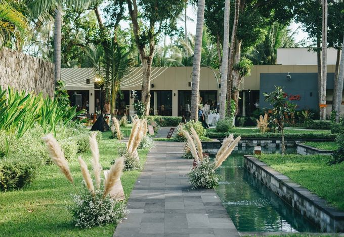 Rita and Irvan Wedding Decorations by Bali Wonderful Decor - 014 Rita and Irvan Wedding Decorations by Bali Wonderful Decor - 014