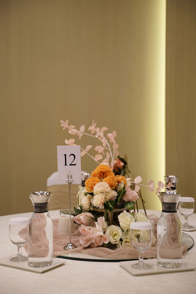 Vincent & Viana Wedding At Pullman Thamrin by Fiori.Co - 008