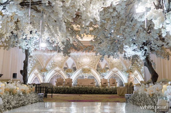 JS Luwansa 2018 07 21 by White Pearl Decoration - 001 JS Luwansa 2018 07 21 by White Pearl Decoration - 001