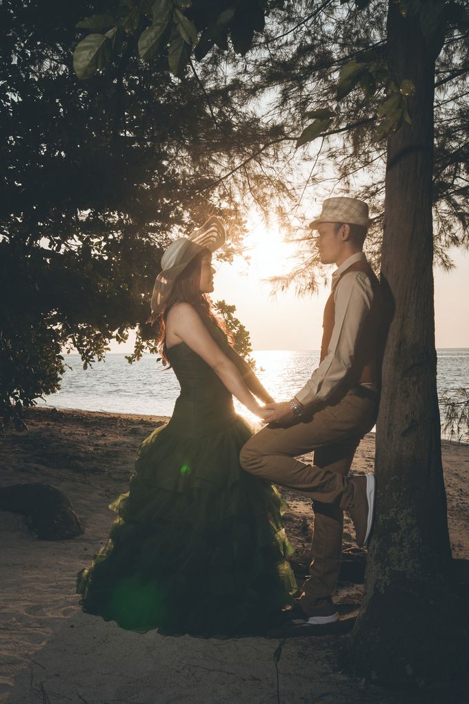 Simon & Ivana prewedding at pulau seribu by GoFotoVideo - 014 Simon & Ivana prewedding at pulau seribu by GoFotoVideo - 014