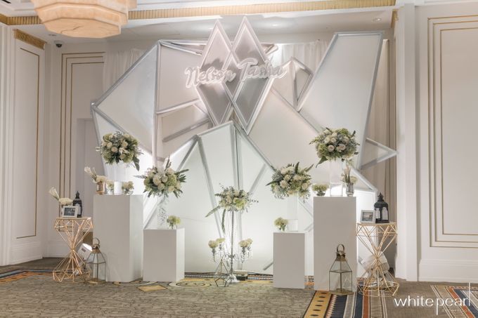 Four Season 2018 08 18 by White Pearl Decoration - 002 Four Season 2018 08 18 by White Pearl Decoration - 002