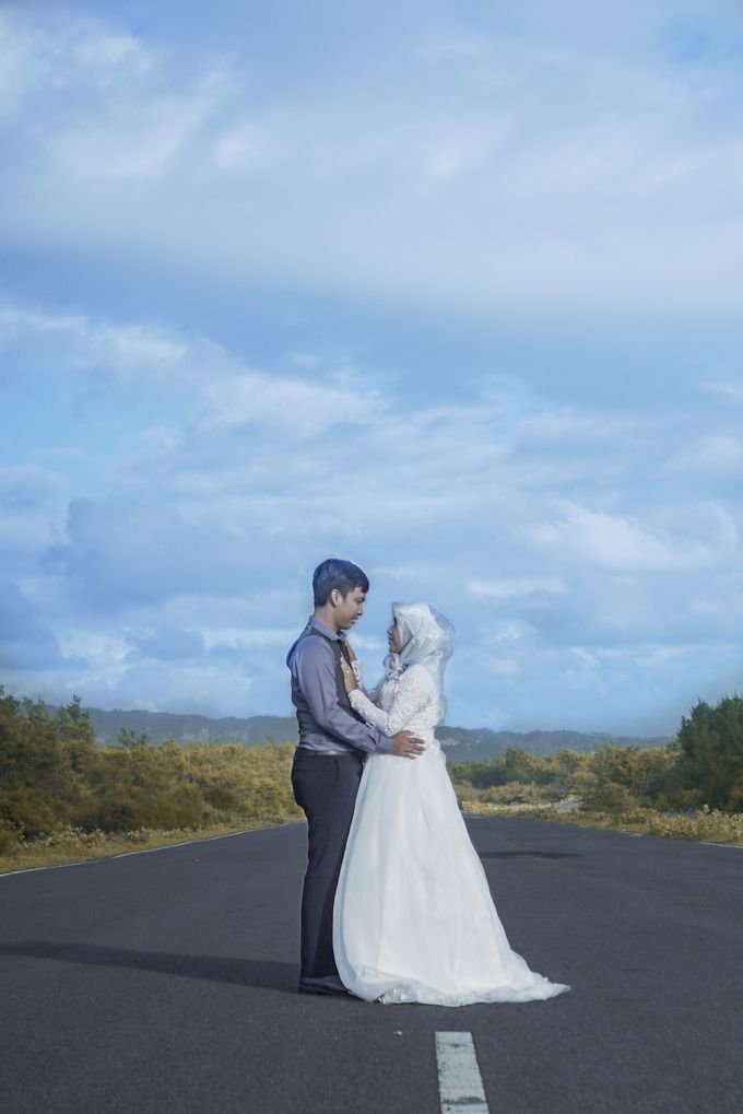 Meiriska & Haris Prewedding by Sineas Media Production - 008 Meiriska & Haris Prewedding by Sineas Media Production - 008